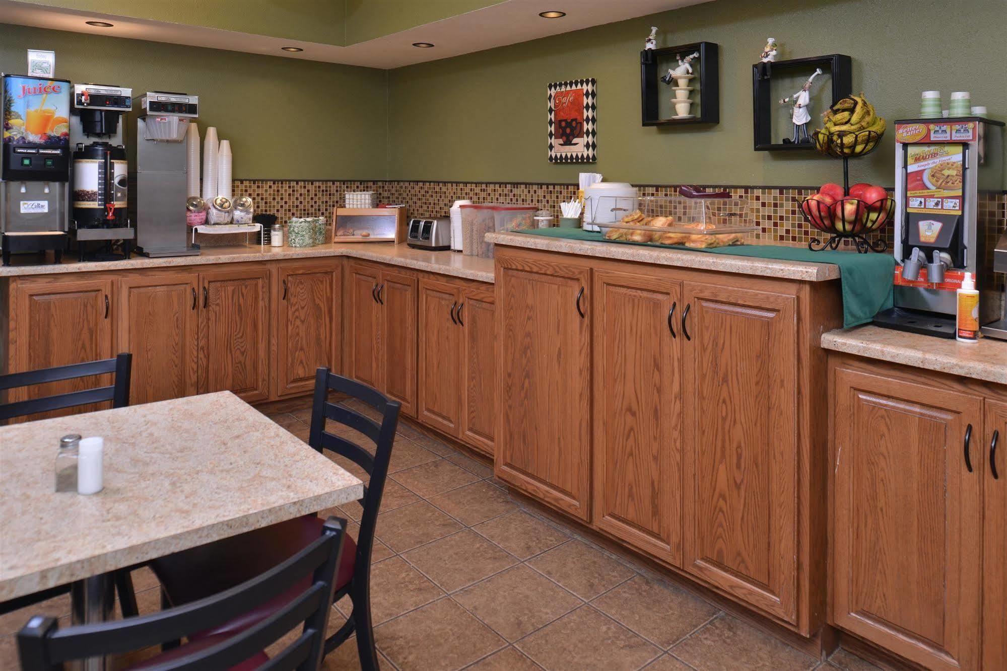 Cottonwood Inn And Conference Center South Sioux City エクステリア 写真