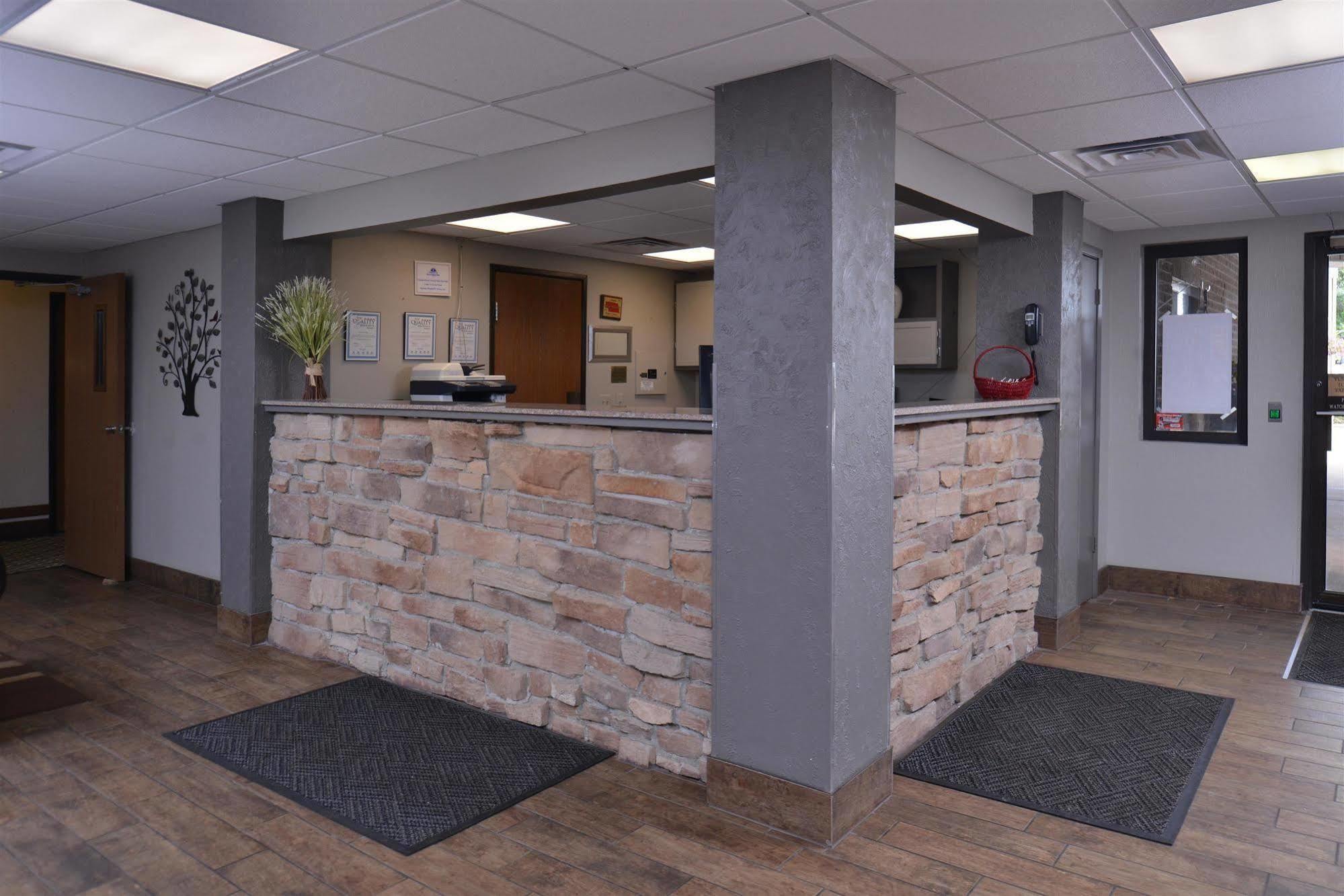 Cottonwood Inn And Conference Center South Sioux City エクステリア 写真