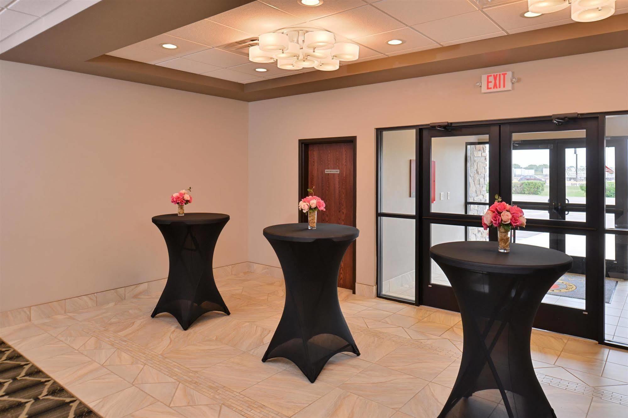 Cottonwood Inn And Conference Center South Sioux City エクステリア 写真